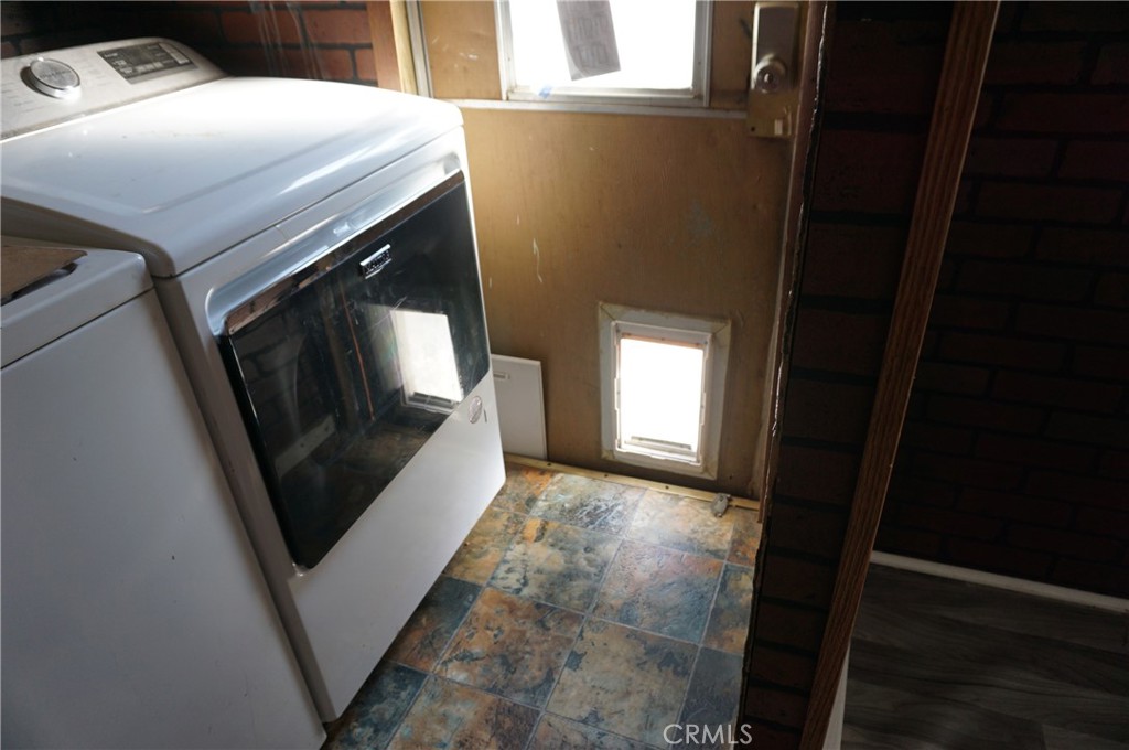 15246 Plum Street Property Photo 15