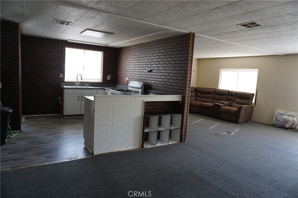 15246 Plum Street Property Photo 19