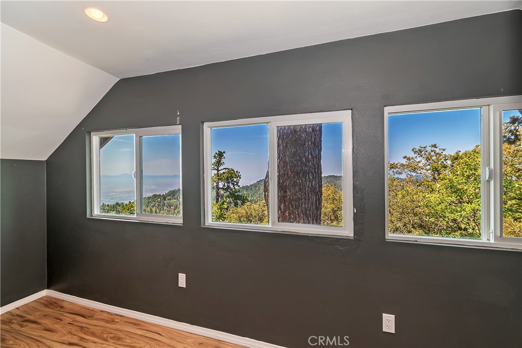 25515 True Property Photo 12