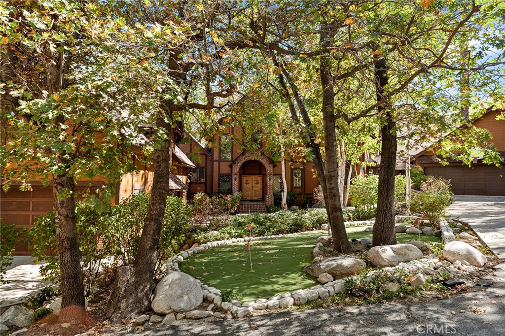 951 Osprey Property Photo 3