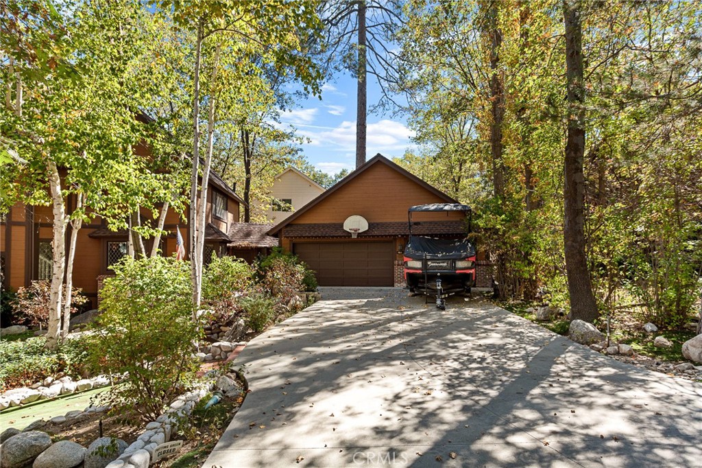 951 Osprey Property Photo 6