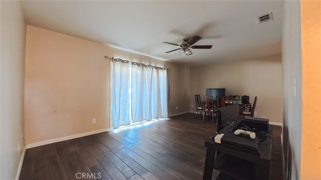 495 W C Street Property Photo 9