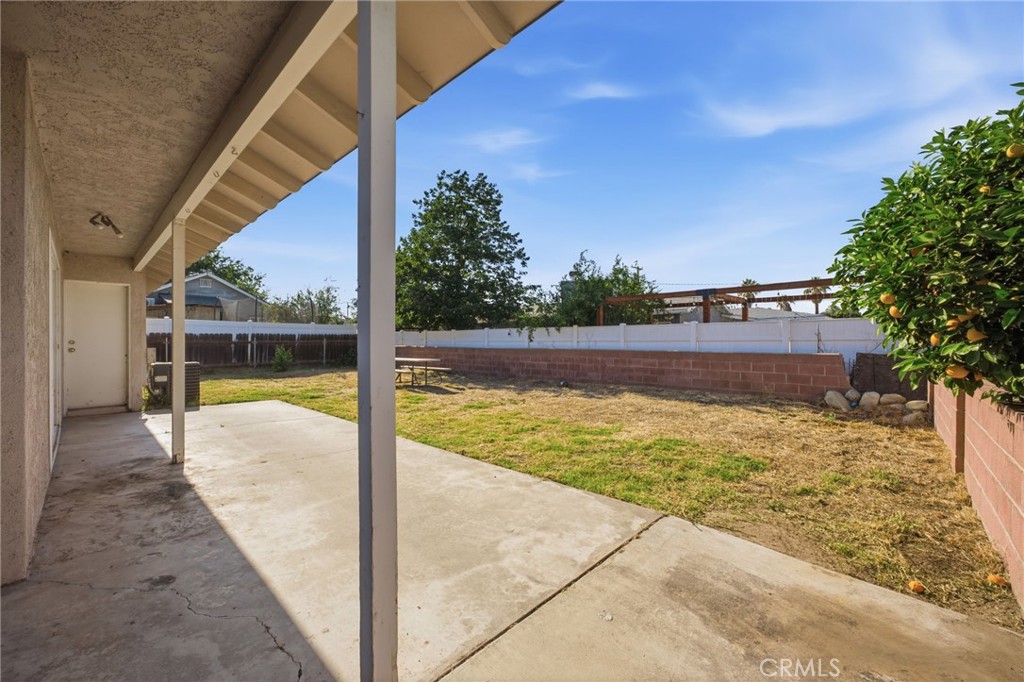 495 W C Street Property Photo 25
