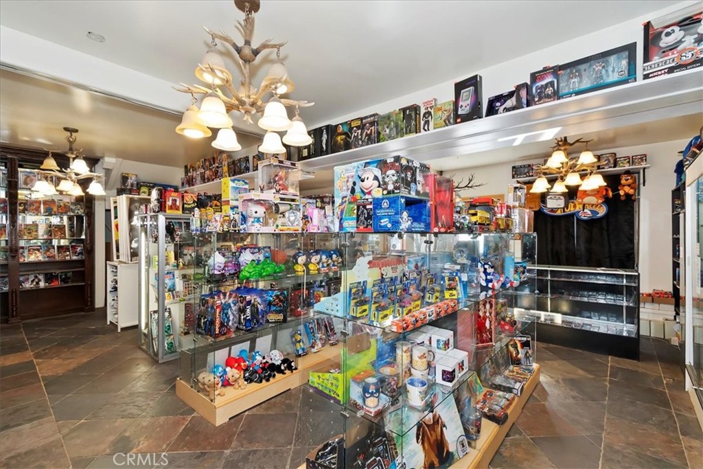 40716 Village Property Photo 7