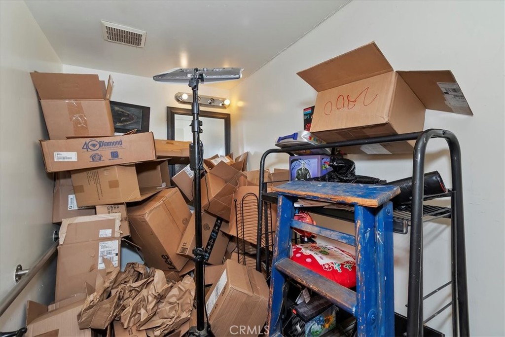 40716 Village Property Photo 17