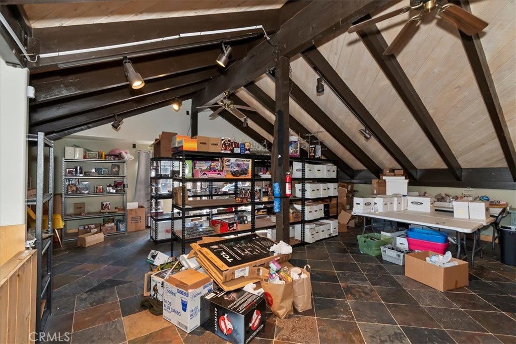 40716 Village Property Photo 21