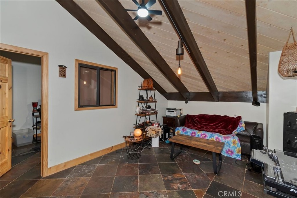 40716 Village Property Photo 23