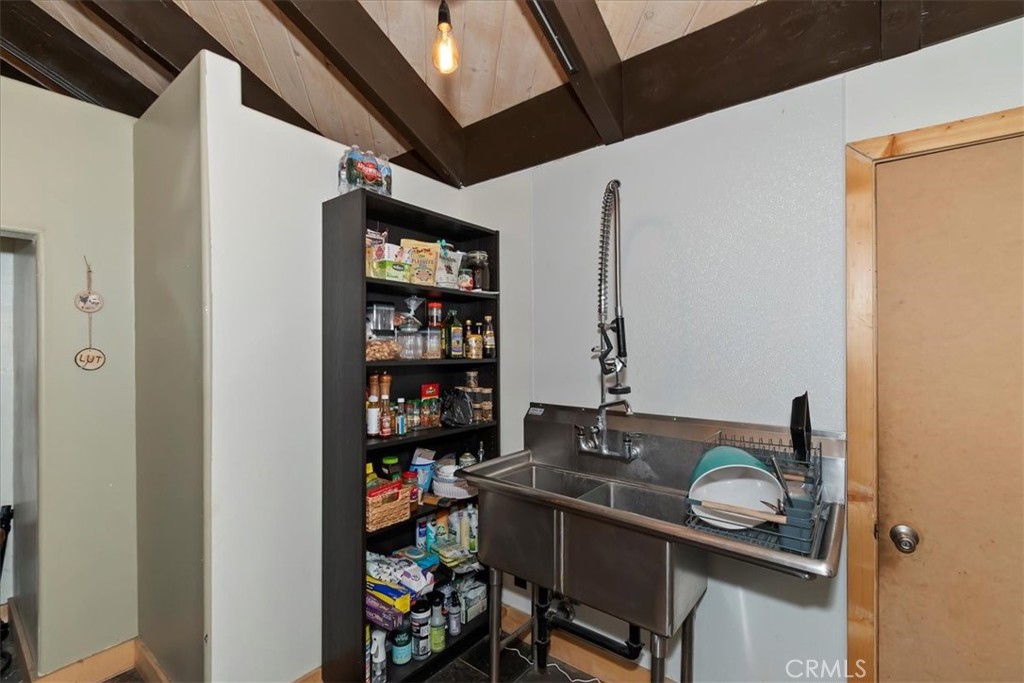 40716 Village Property Photo 26