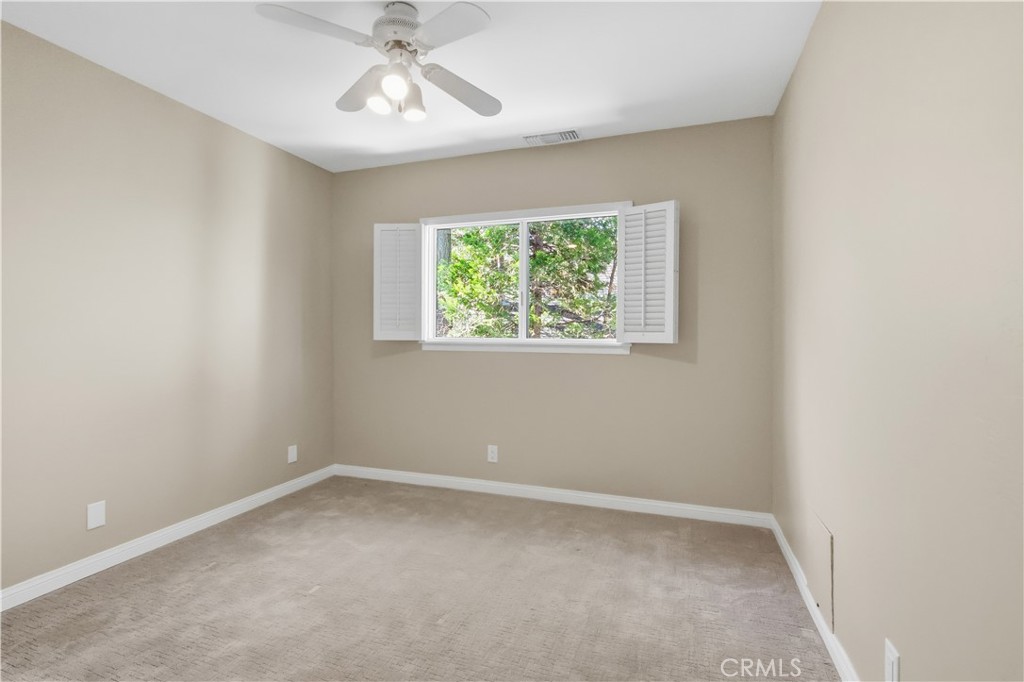 174 Golf Course Road Property Photo 33