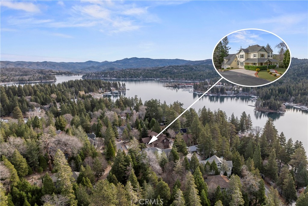 27601 Cedarwood Drive Property Photo 4
