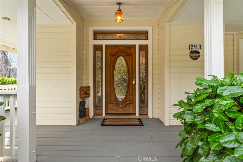 27601 Cedarwood Drive Property Photo 13