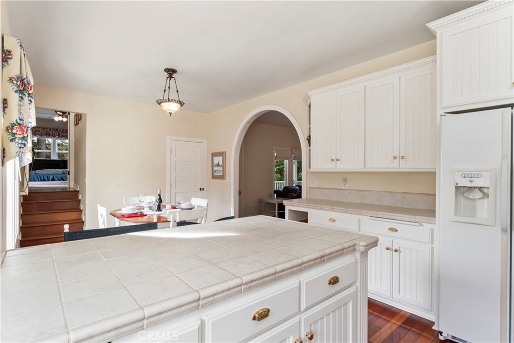 27601 Cedarwood Drive Property Photo 35