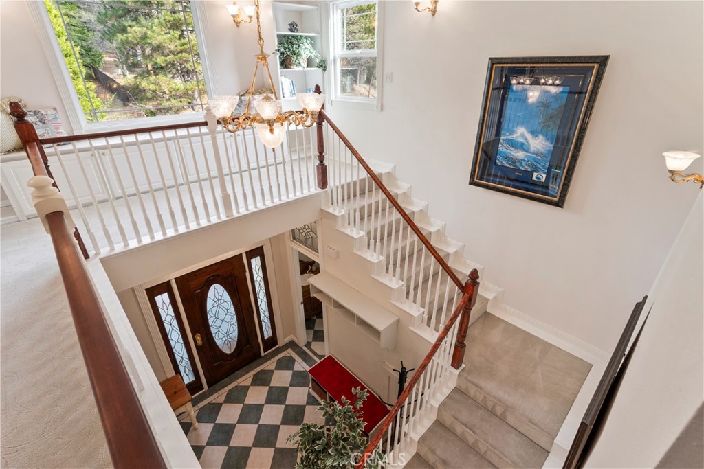 27601 Cedarwood Drive Property Photo 45