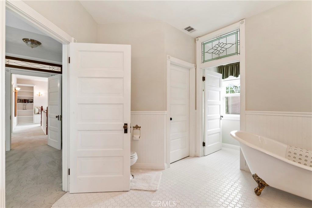 27601 Cedarwood Drive Property Photo 58