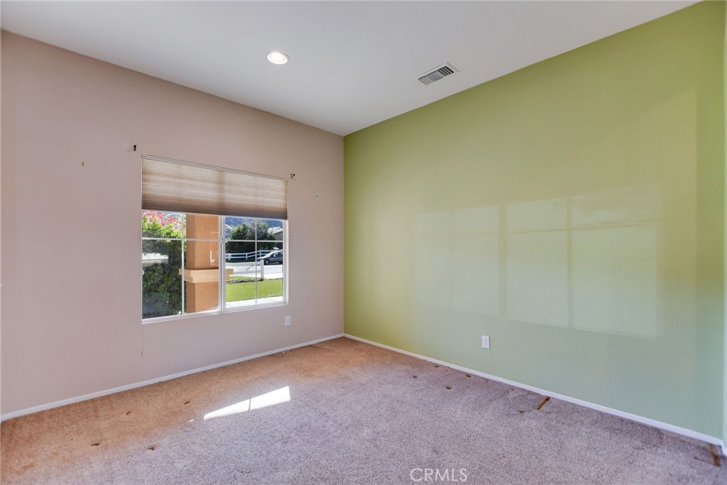 1075 Charles Street Property Photo 12