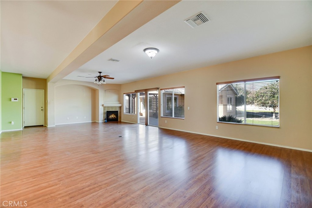1075 Charles Street Property Photo 17