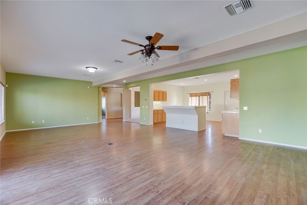 1075 Charles Street Property Photo 20