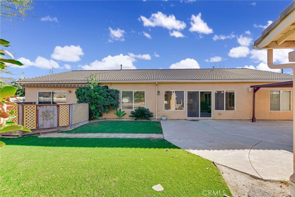 1075 Charles Street Property Photo 41