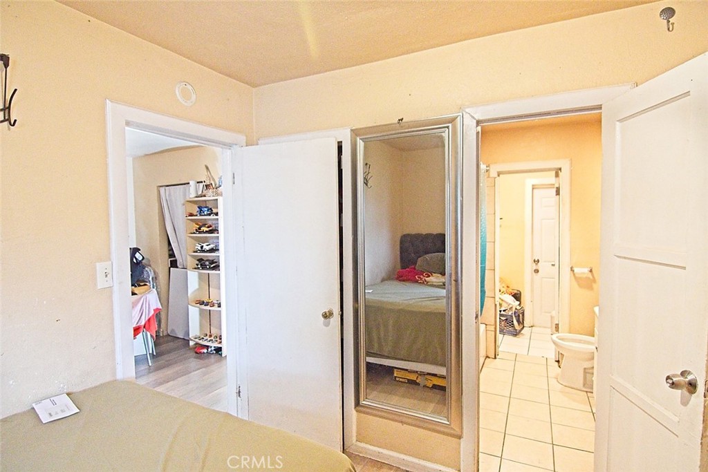 6905 Compton Property Photo 3