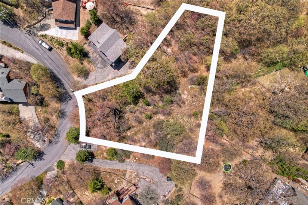 27998 W Shore Road Property Photo 5