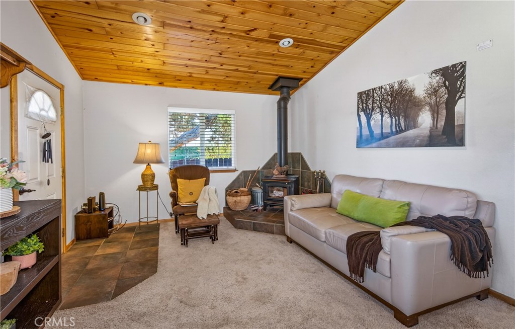 2136 3rd Property Photo 10