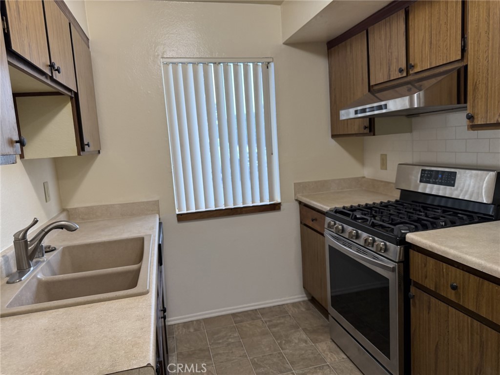 9090 Colony Place B Property Photo 4