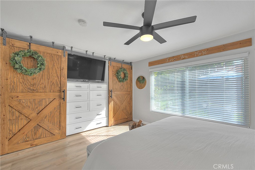 915 Auburndale Property Photo 33