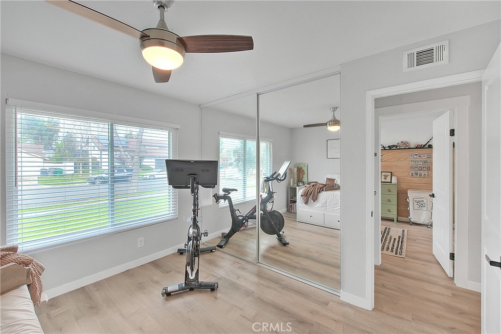 915 Auburndale Property Photo 48