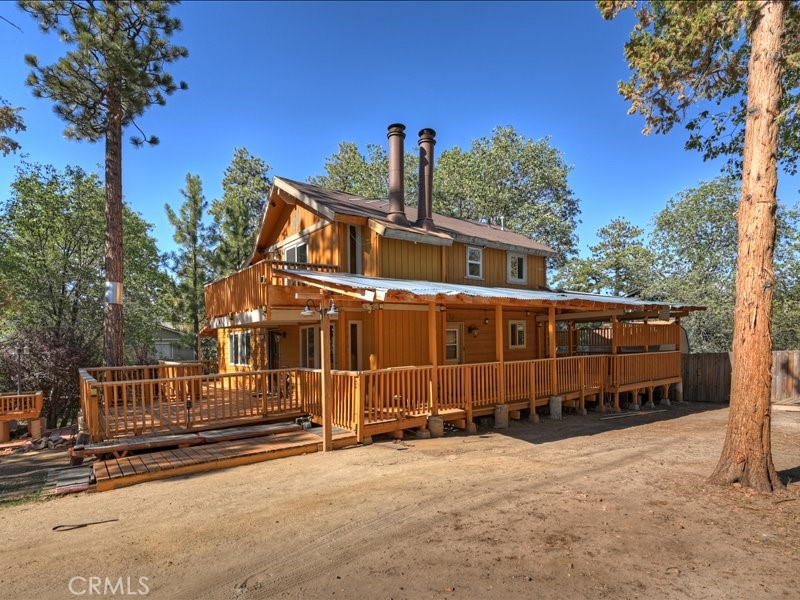 581 Highland Lane Property Photo 4