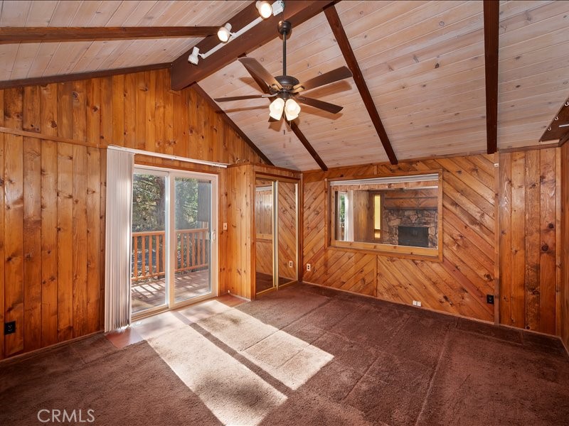 581 Highland Lane Property Photo 13