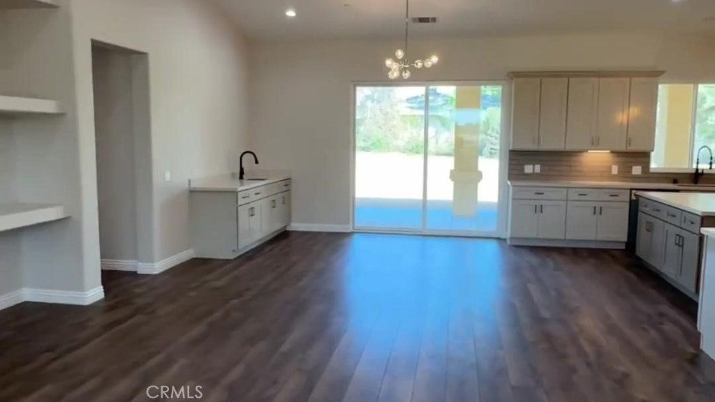 14785 Tiger Tail Road Property Photo 2
