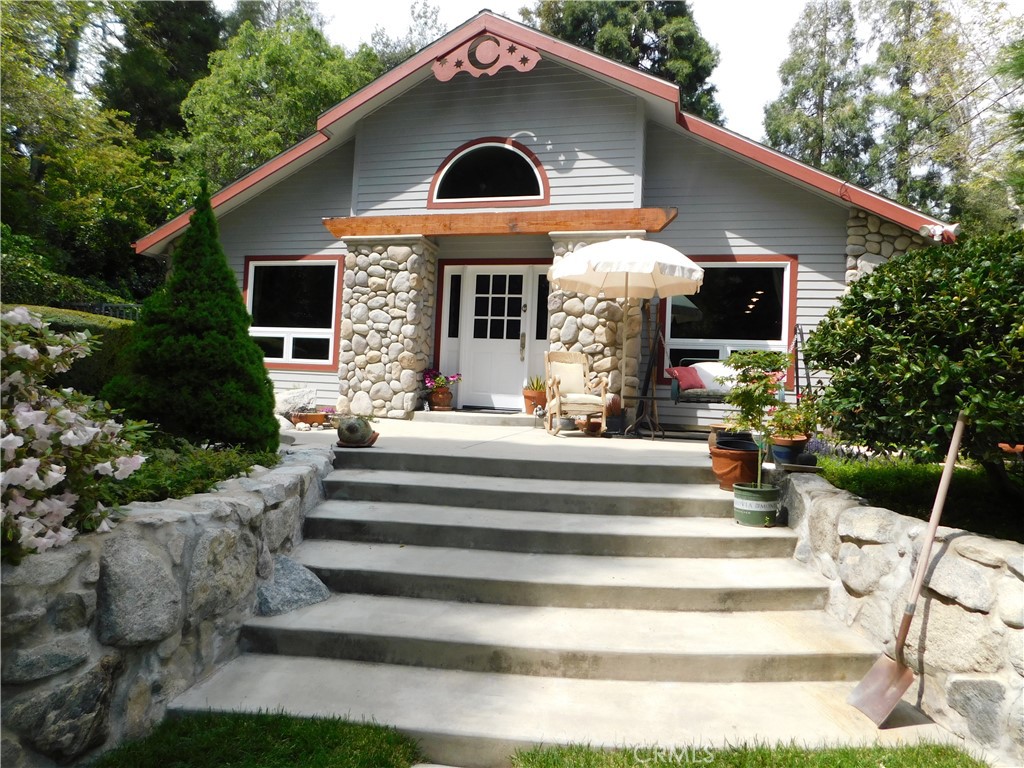 36976 Sycamore Drive Property Photo 2