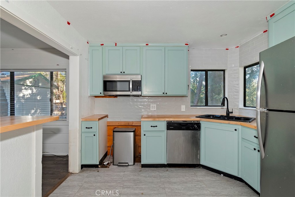 26331 Alpine Property Photo 5