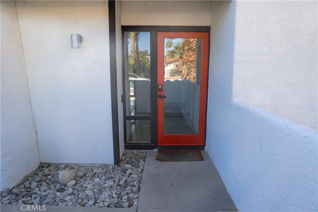 1133 E Via Escuela Property Photo 2