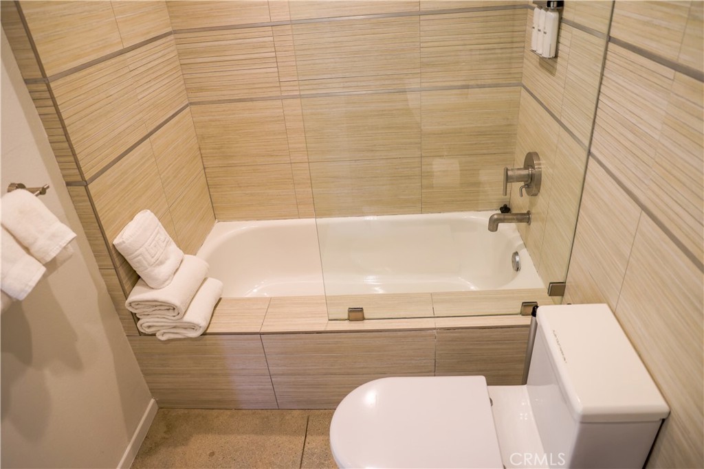 1133 E Via Escuela Property Photo 16
