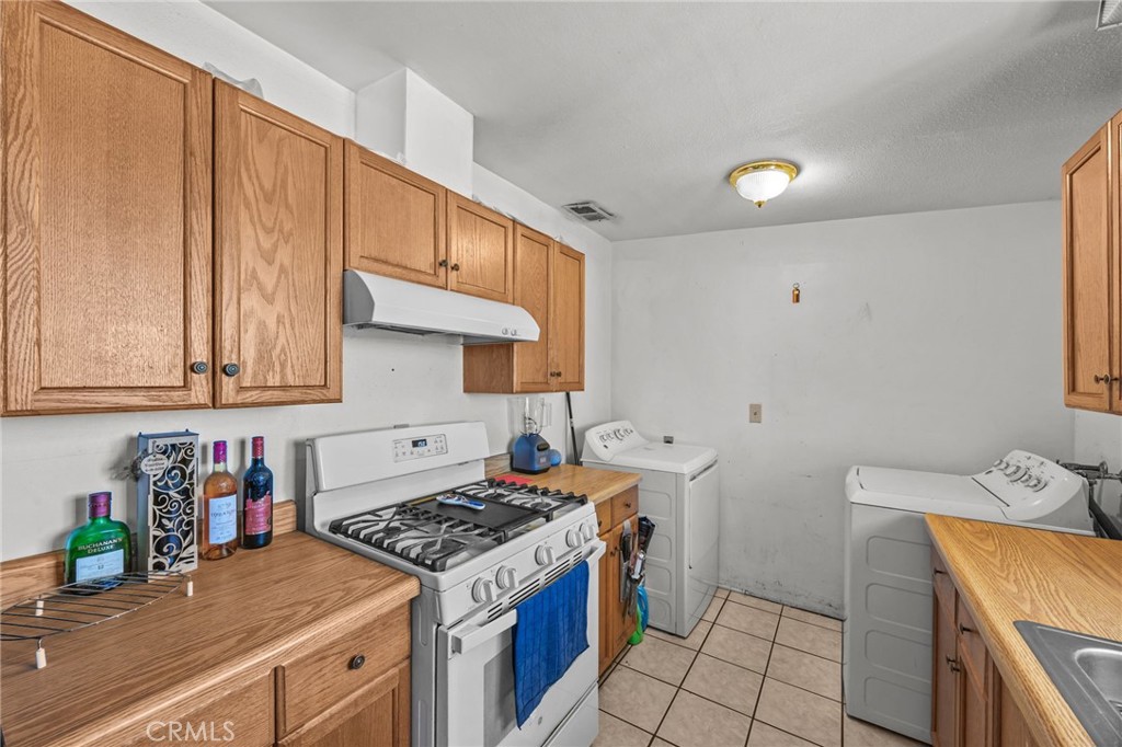 13325 Margo Property Photo 10