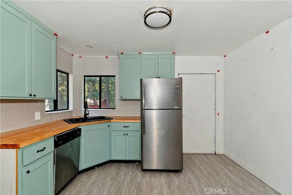 26331 Alpine Property Photo 7