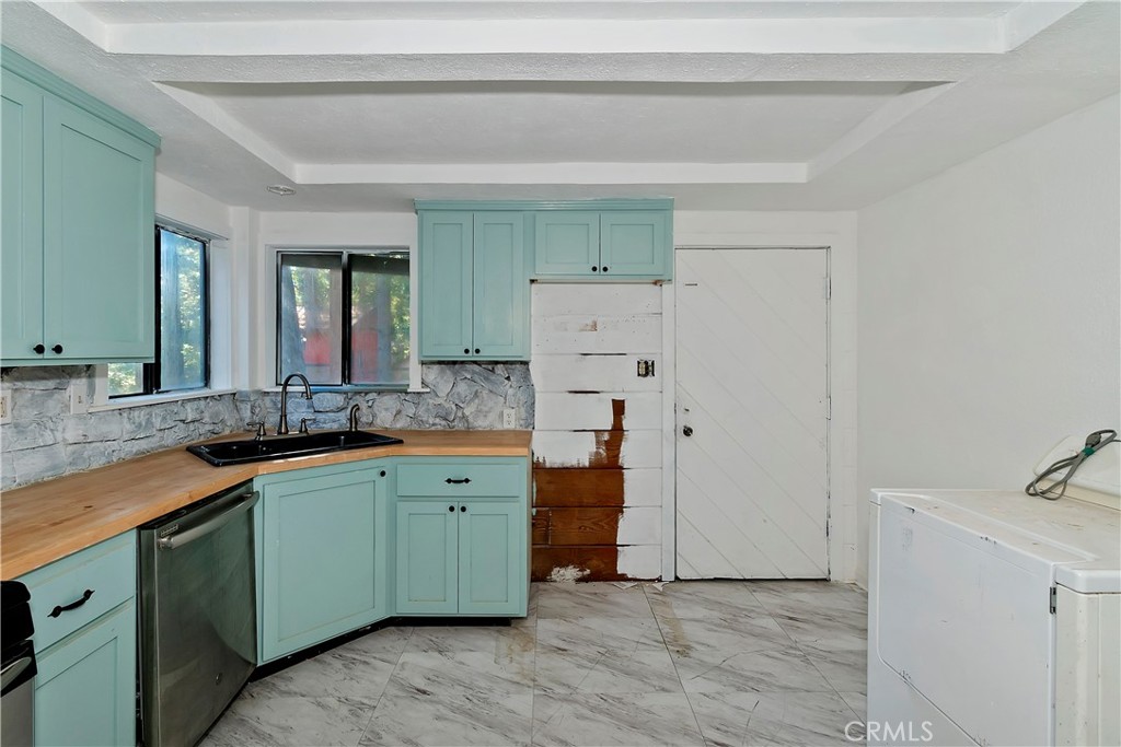 26331 Alpine Property Photo 8