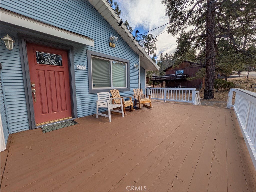 693 Knight Avenue Property Photo 3