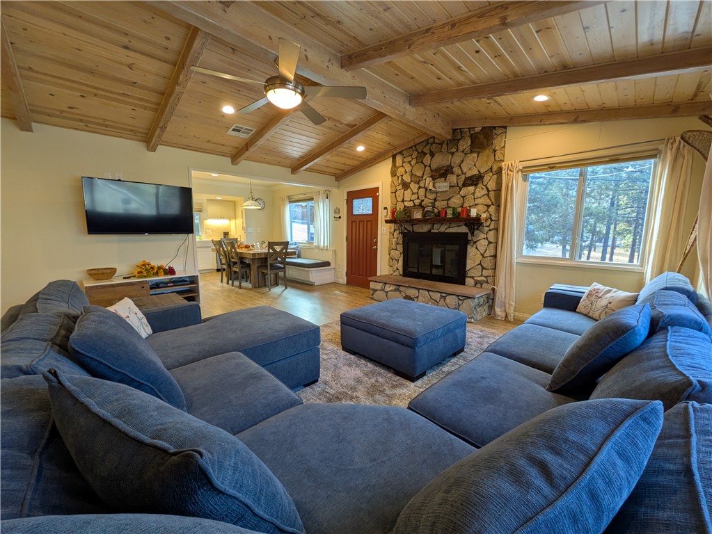 693 Knight Avenue Property Photo 4