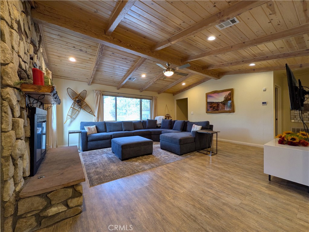 693 Knight Avenue Property Photo 7