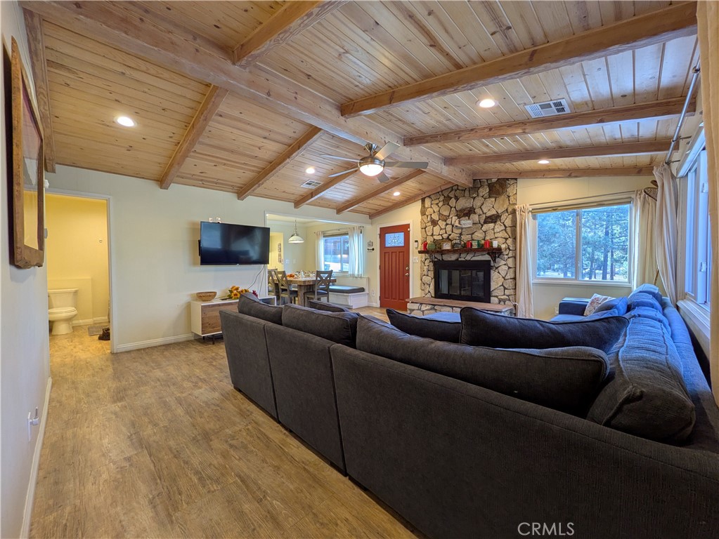 693 Knight Avenue Property Photo 8