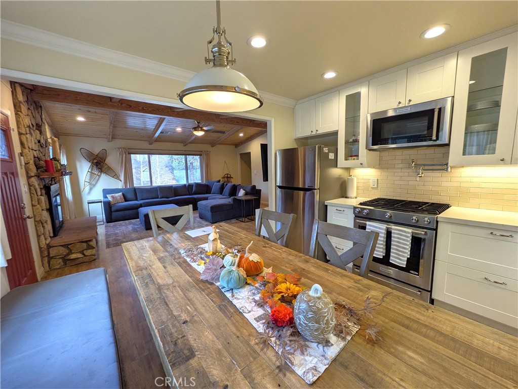 693 Knight Avenue Property Photo 10