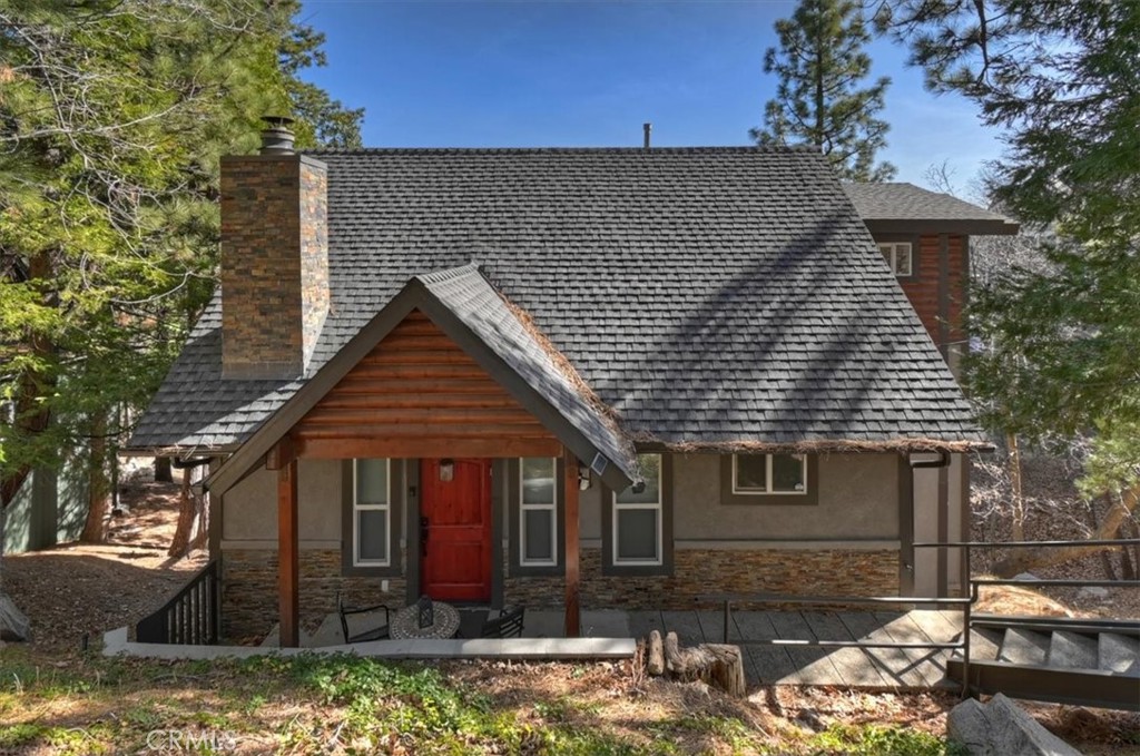 27565 North Bay Rd Property Photo 2