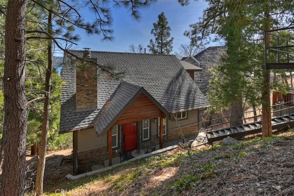 27565 North Bay Rd Property Photo 5