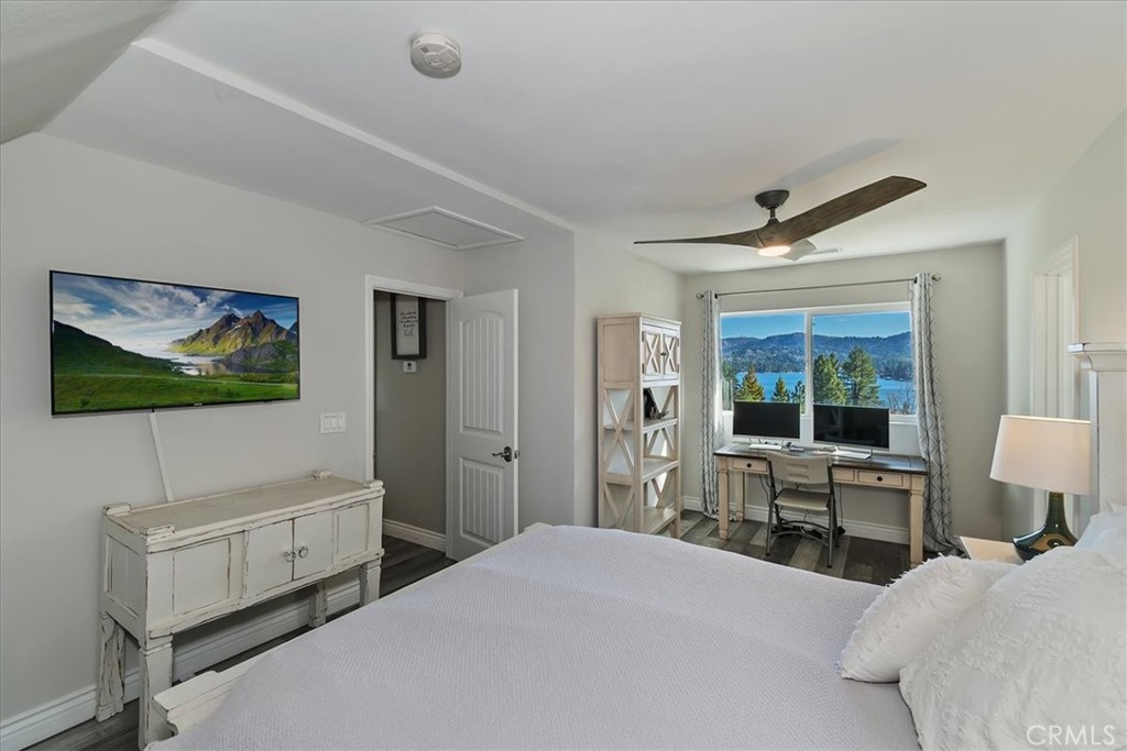 27565 North Bay Rd Property Photo 21