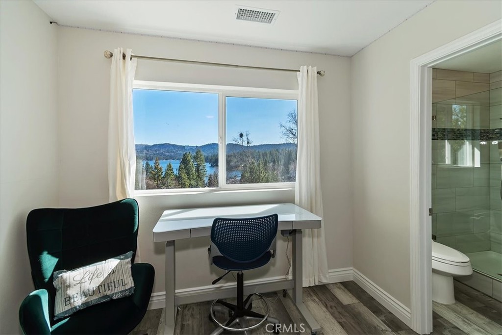 27565 North Bay Rd Property Photo 30