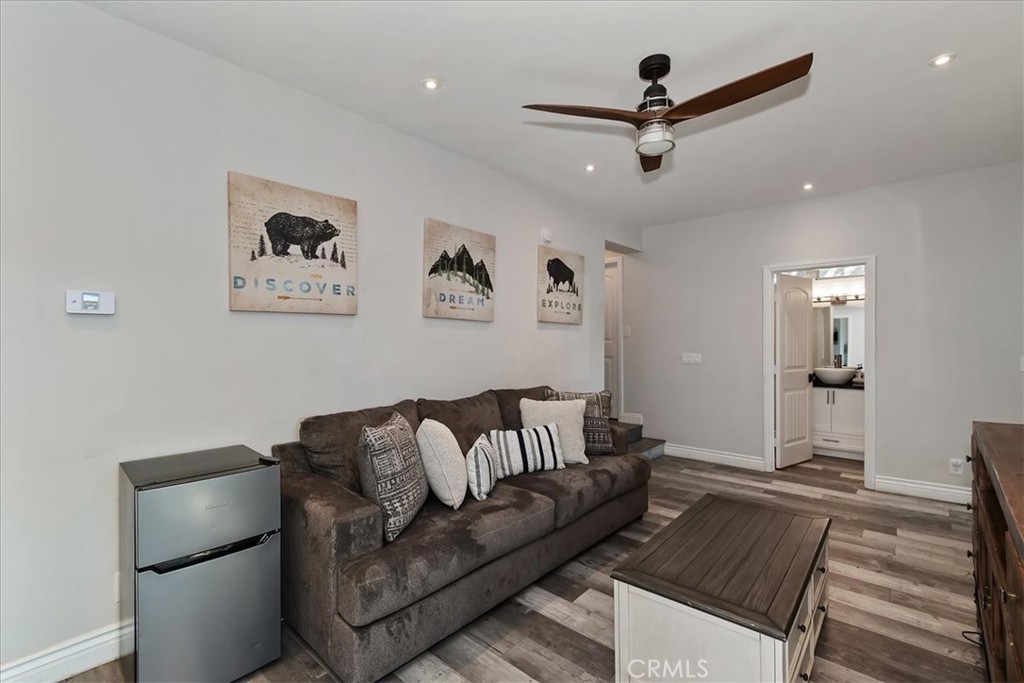 27565 North Bay Rd Property Photo 42