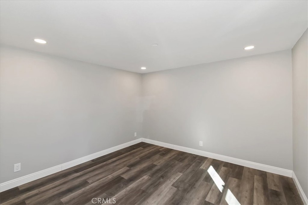 27565 North Bay Rd Property Photo 45