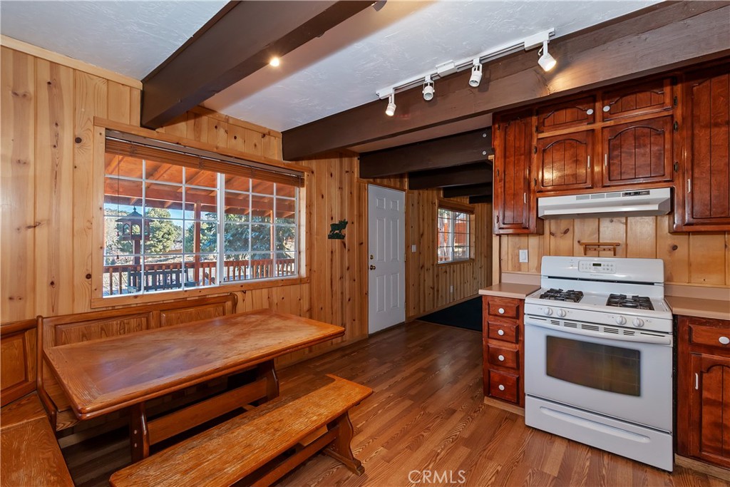 47115 Sky View Drive Property Photo 11